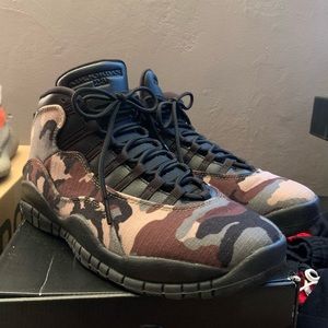 “Desert Camo” Jordan 10s Size 9.5